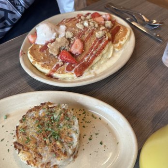 Snooze, an A.M. Eatery - Pancake of the Week - Cranberry - Breakfast & Brunch Near Me - Addison, Texas