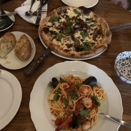 Mushroom Truffle Pizza