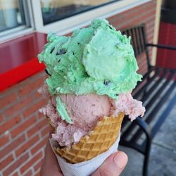 Bruster's Real Ice Cream