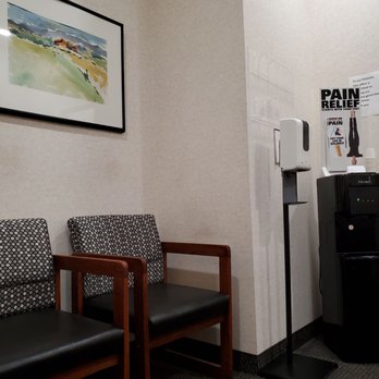 Advanced Cardiology - Waiting room - Cardiologists Near Me - Mineola, New York Advanced Cardiology - Waiting room - Cardiologists Near Me - Mineola, New York
