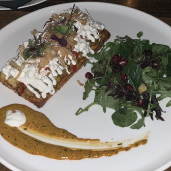 The Conche - Cauliflower flatbread - Cocktail Bars Near Me - Leesburg, Virginia