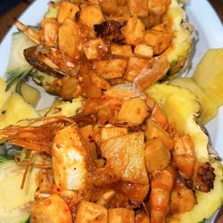 La Perla Del Pacifico - Piña, Camarones, Pulpo, Mejillones, Langostinos, Abulon, Almejas y Pata de Jaivas