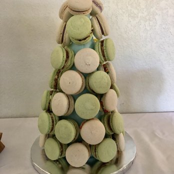CC's Macarons and Desserts - Macarons Near Me