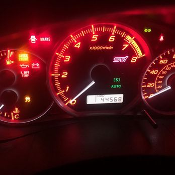 Cubbage Collision - Oil and engine light that suddenly came on "when the guy drove it to the front" so the car could be looked at by the owner - Body Shops Near Me - Houston, Texas