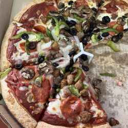 Pizza Hut - Pizza Hut !  No cheese!