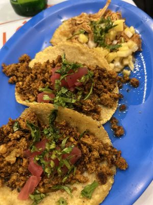 Taquería De La Unión by null