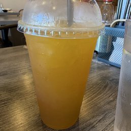 Passion fruit green tea Passion fruit green tea