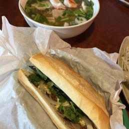 Cha banh mi add scrambled egg an egg noodle with seafood Cha banh mi add scrambled egg an egg noodle with seafood