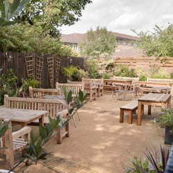 The Rosendale - Garden