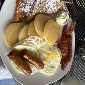 Uptown Cafe - San Antonio Skillet Dish & Up at Five - Breakfast & Brunch Near Me - Johns Creek, Georgia Uptown Cafe - San Antonio Skillet Dish & Up at Five - Breakfast & Brunch Near Me - Johns Creek, Georgia