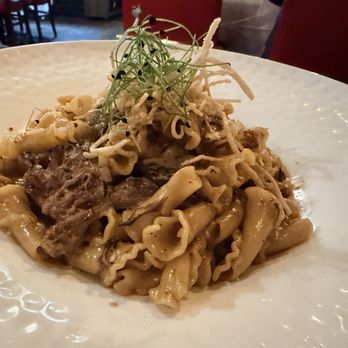 The Conche - Short Ribs Campanelle Pasta - Cocktail Bars Near Me - Leesburg, Virginia The Conche - Short Ribs Campanelle Pasta - Cocktail Bars Near Me - Leesburg, Virginia
