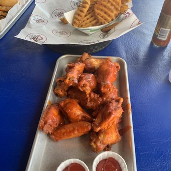 The Spot - Original wings and waffle fries - Burgers Near Me - Galveston, Texas The Spot - Original wings and waffle fries - Burgers Near Me - Galveston, Texas
