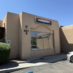 Whoo's Donuts - Whoo's exterior