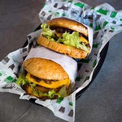 Moo House Burger