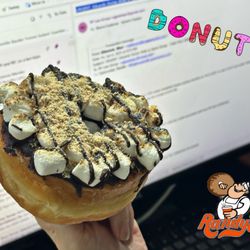 Randy's Donuts - S'mores donut