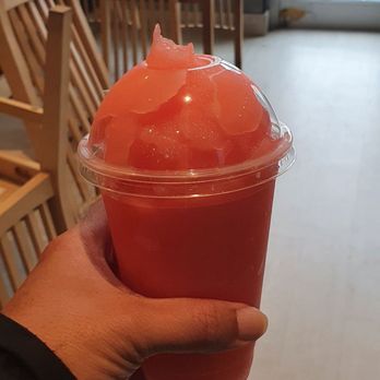Momo Tea - Watermelon Slush (S) - Tea Rooms Near Me - Richmond Hill, Ontario