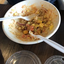 Nasty poke bowl, old and stale ingredients NOT fresh and I was hungry so I had to force myself to eat it. Nasty poke bowl, old and stale ingredients NOT fresh and I was hungry so I had to force myself to eat it.
