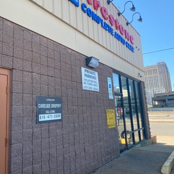 Firestone Complete Auto Care - Auto Repair Near Me - Kansas City, Missouri
