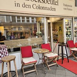 DER BOCKSBEUTEL