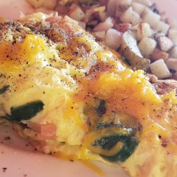 The Kitchen - Veggie omelet - Breakfast & Brunch Near Me - Mentor, Ohio