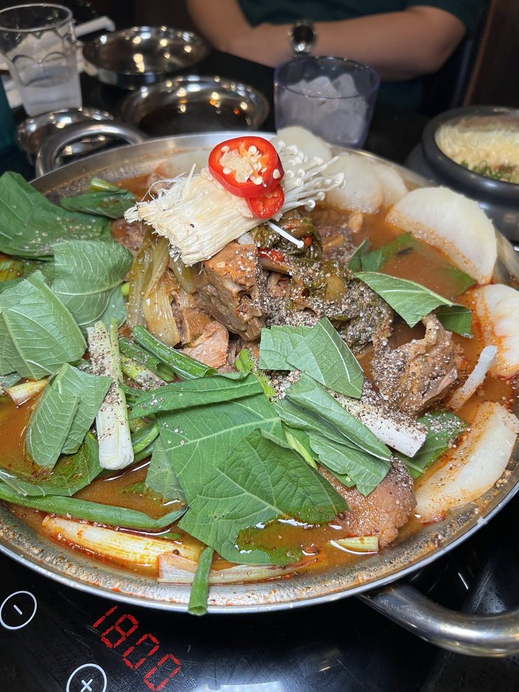 Jomaru Korean Hot Pot - Photo 1