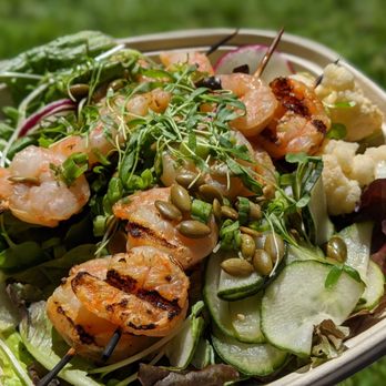 Pacific Catch - Salad w shrimp skewers - Seafood Near Me - San Francisco, California
