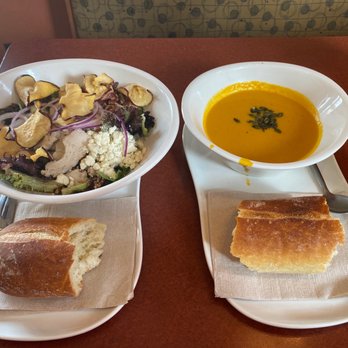Panera Bread - This is the apple salad with chicken and autumn squash soup that I love - Soup Near Me - Norfolk, Virginia