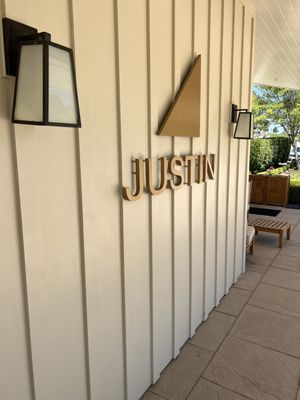JUSTIN Vineyards & Winery by null