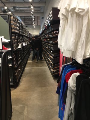 converse milpitas