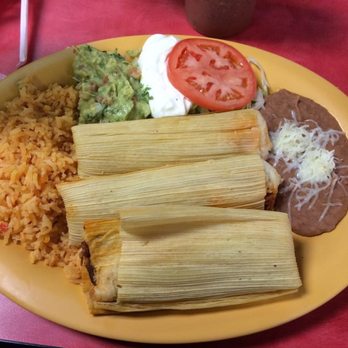 Get Tamales - a plate of mexican food - Caterers Near Me Get Tamales - a plate of mexican food - Caterers Near Me