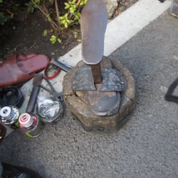 靴磨き 東京駅丸の内北口前 Professional Services 丸の内1丁目 千代田区 東京都 Japan Phone Number