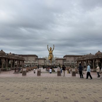 BAPS Swaminarayan Akshardham - Hindu Temples Near Me - Robbinsville, New Jersey