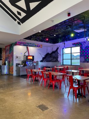 Dave's Hot Chicken by null