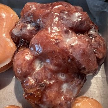 Just Fine Donuts - Apple fritter - Donuts Near Me - Alexandria, Virginia Just Fine Donuts - Apple fritter - Donuts Near Me - Alexandria, Virginia