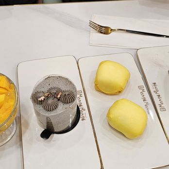 Mango Mango Dessert - Left to right Strawberry sago, sesame cake, mango pancake, and tiramisu - Desserts Near Me - Las Vegas, Nevada Mango Mango Dessert - Left to right Strawberry sago, sesame cake, mango pancake, and tiramisu - Desserts Near Me - Las Vegas, Nevada