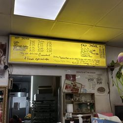 Donut Star - Menu and Prices of Drinks. April 2025