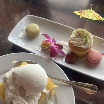 'Ohana - Bread Pudding with Soy-based Frozen Dessert - Hawaiian Near Me - Lake Buena Vista, Florida 'Ohana - Bread Pudding with Soy-based Frozen Dessert - Hawaiian Near Me - Lake Buena Vista, Florida