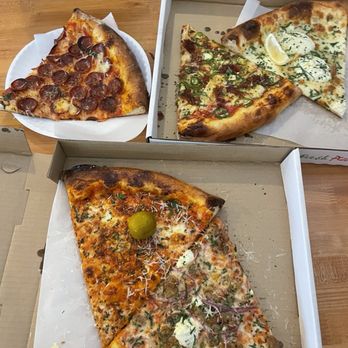 Bodega pizza - Pizza Near Me - Chico, California