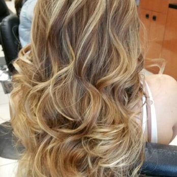Ricca Donna Salon - Hair Salons Near Me - Brea, California