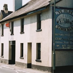 Ye Olde Cider Bar