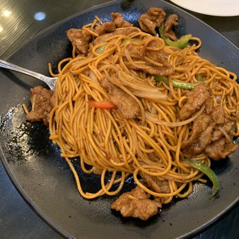 Noodlehead - E1. Mongolian Beef Chow Mein - Asian Fusion Near Me - Las Vegas, Nevada