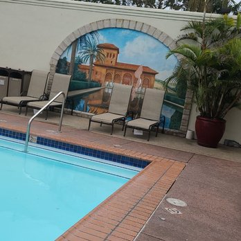 Bahia Resort Hotel - Pool - San Diego, CA