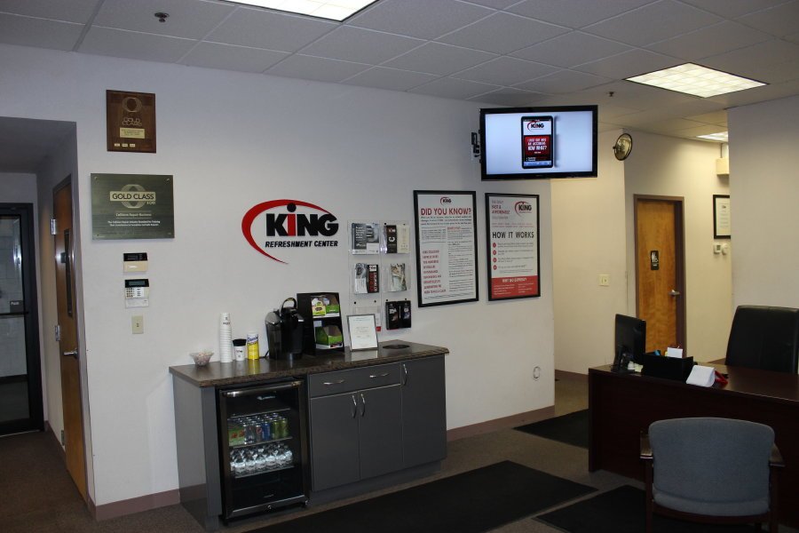 KING COLLISION CENTERS Updated September 2024 39 Photos & 19 Reviews 48 Holman Rd