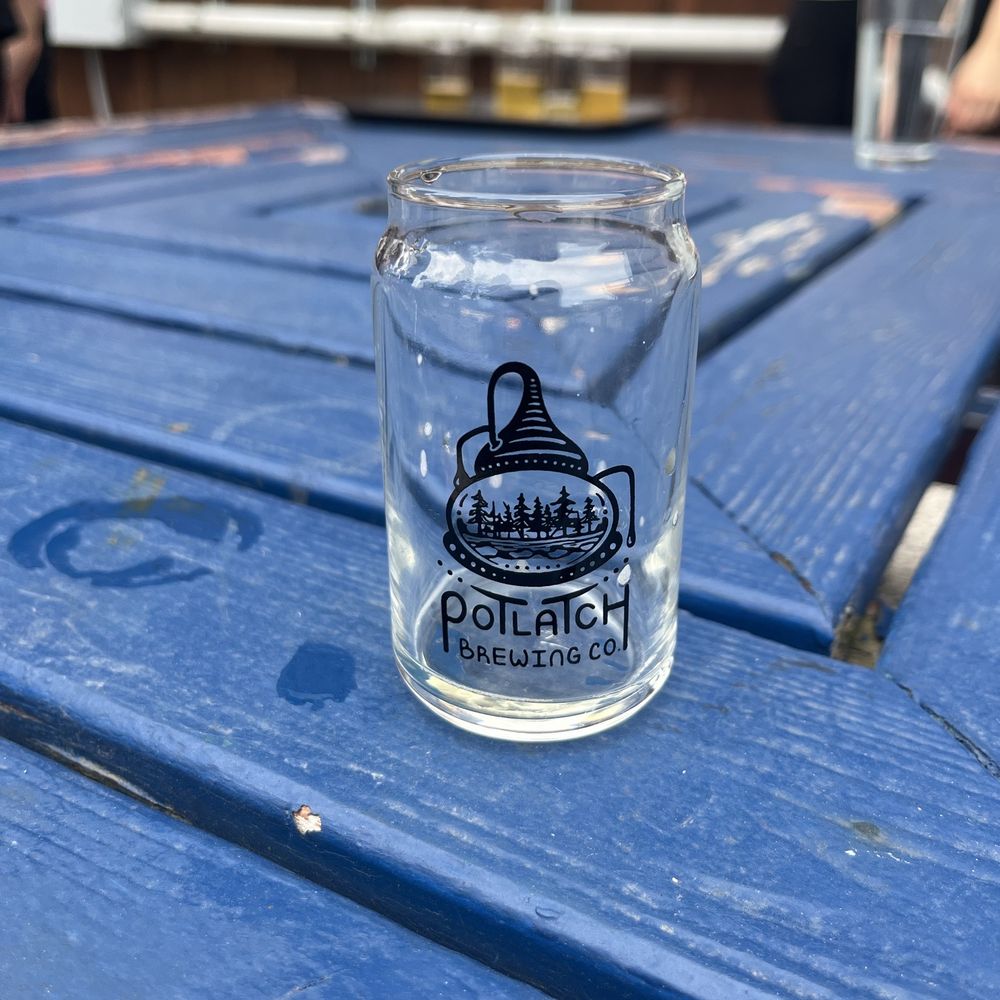 Potlatch Brewing Company - tasting - Breweries Near Me - Hoodsport, Washington Potlatch Brewing Company - tasting - Breweries Near Me - Hoodsport, Washington