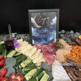 The Cheese Maven - I 100% recommend The Cheese Maven and will definitely be going to her again in the future. - Caterers Near Me