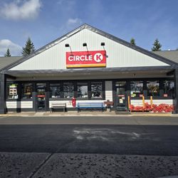Holiday Station Store
