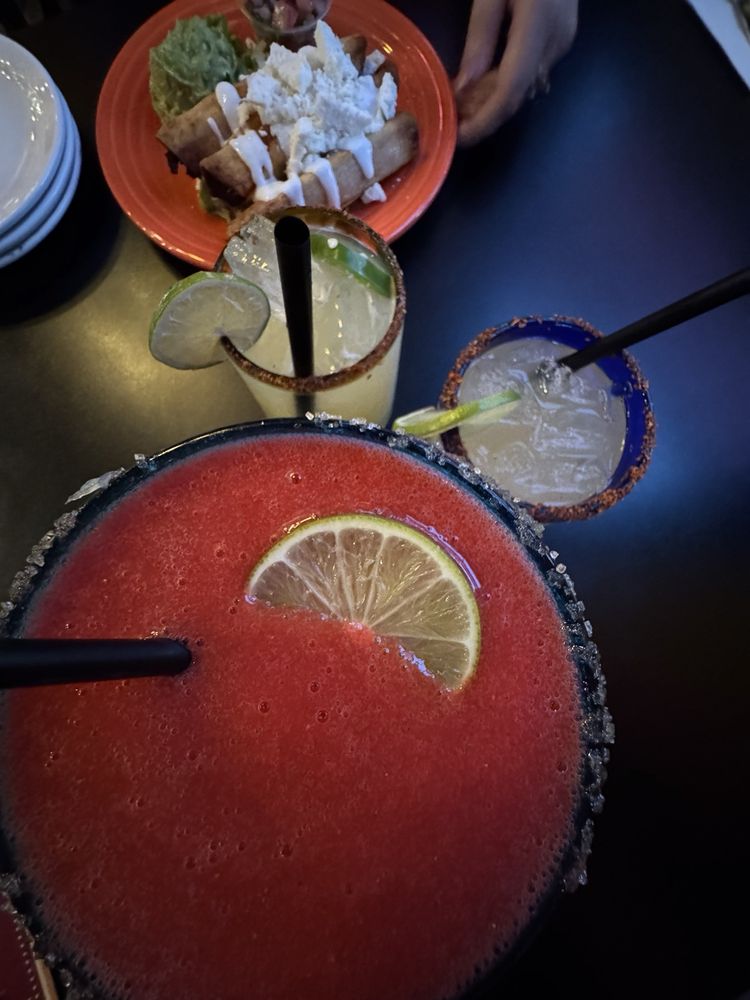 Alberto's Mexican Cuisine