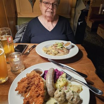 Gustav's - Awesome German style food - Pubs Near Me - Vancouver, Washington