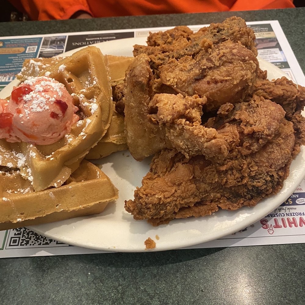 Metro Diner - Chicken and waffles - Breakfast & Brunch Near Me - Orange Park, Florida Metro Diner - Chicken and waffles - Breakfast & Brunch Near Me - Orange Park, Florida