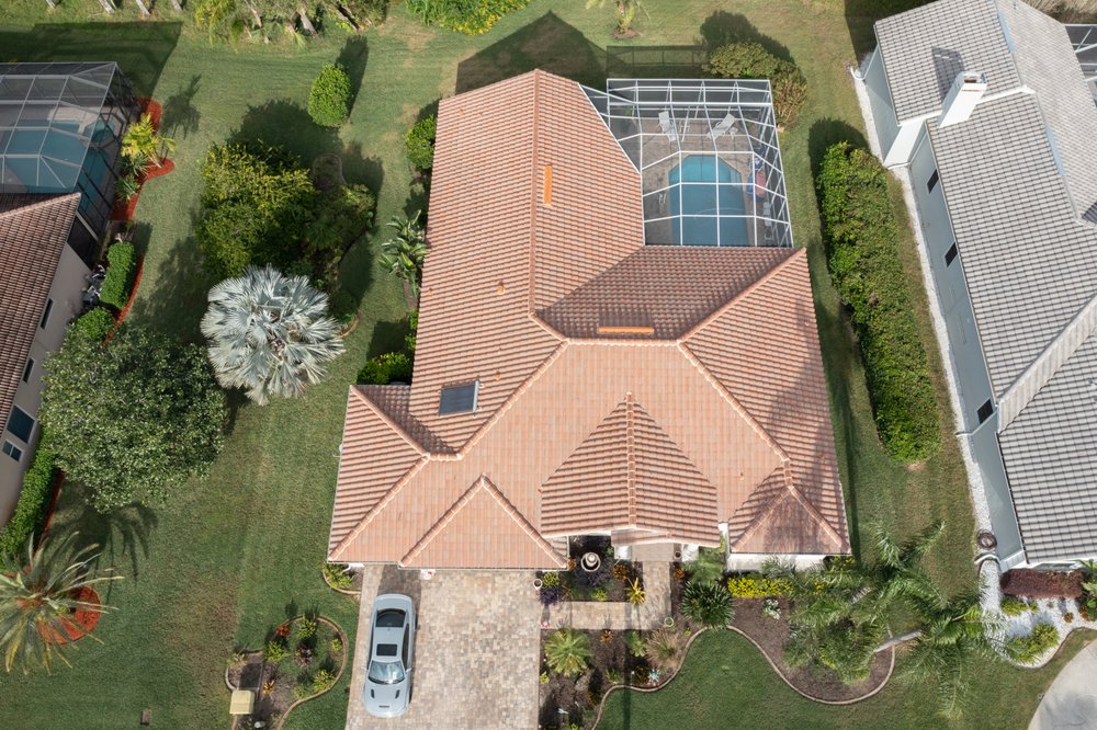 Slide of Green Leaf Roofing